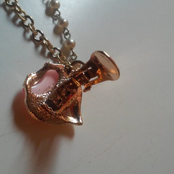 Sweater Shirt Clips Gold Pearls Peach Stones Perfect Unused - Picture 6 of 6